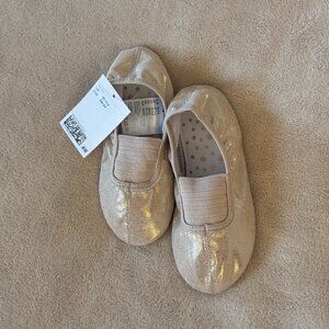 H&M GIRL'S DANCE SHOES Size 10-11.5 Toddler in color Rose Gold